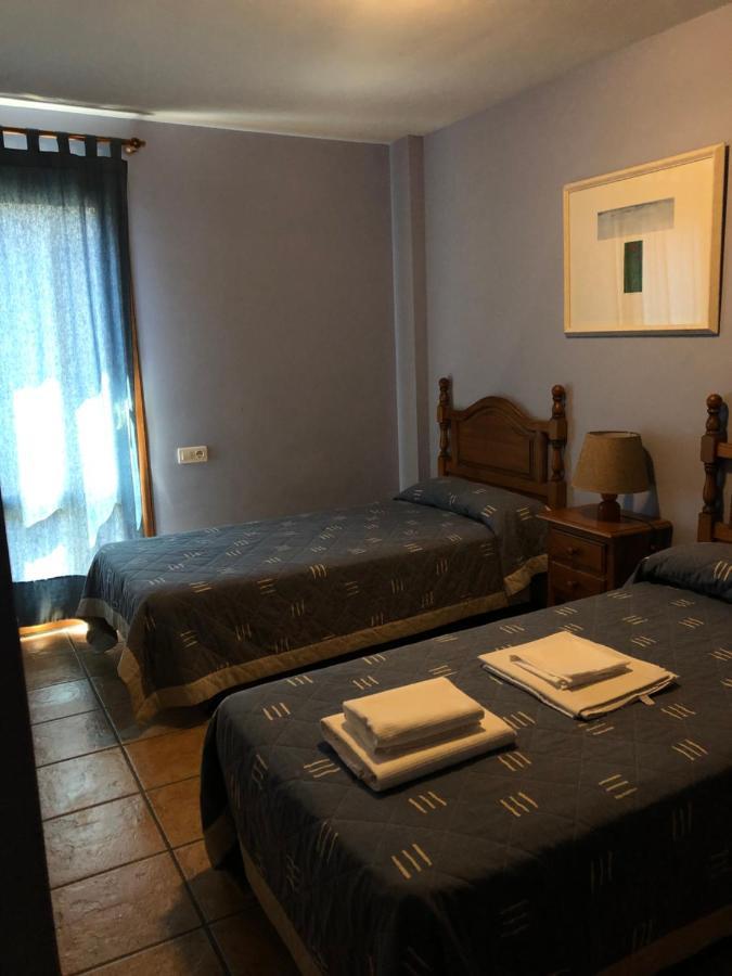 Apartamentos Turisticos San Juan De La Pena Santa Cruz de la Serós Esterno foto