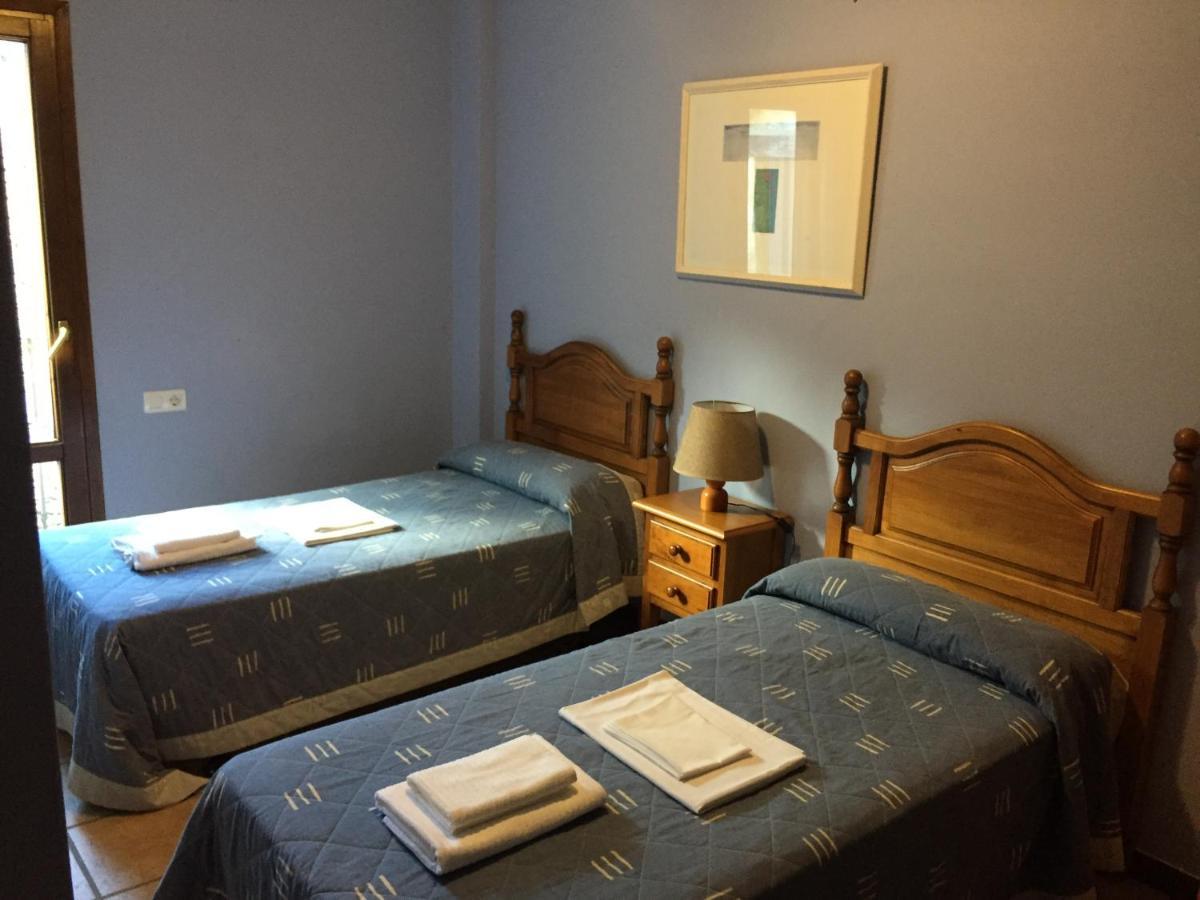 Apartamentos Turisticos San Juan De La Pena Santa Cruz de la Serós Esterno foto