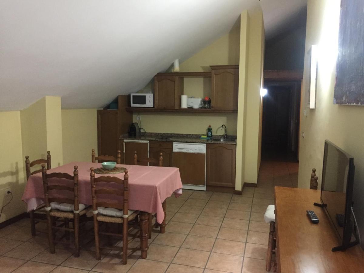 Apartamentos Turisticos San Juan De La Pena Santa Cruz de la Serós Esterno foto